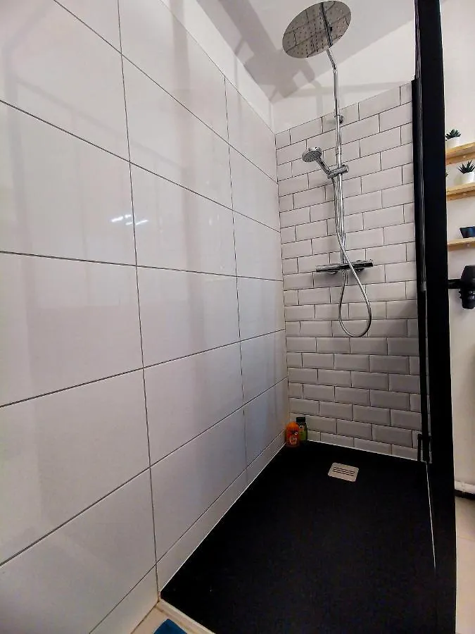 L'Aquae - Parking - Wifi - Netflix Apartment Aix-les-Bains